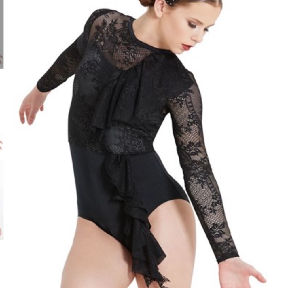 Back contemporary costume